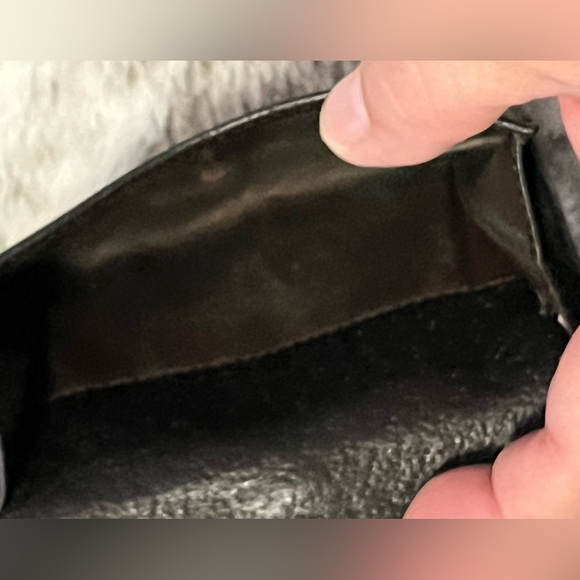 Gucci Vintage Leather Compact Wallet - Picture 9 of 13